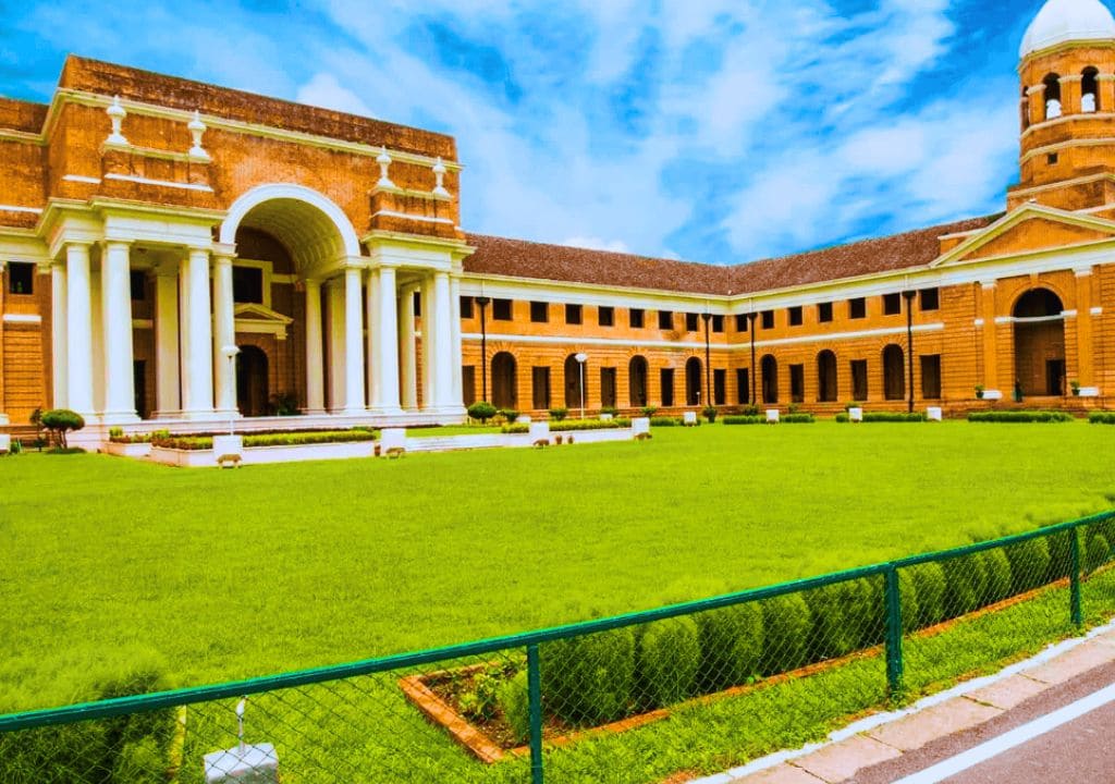 forest-research-institute-dehradun-3